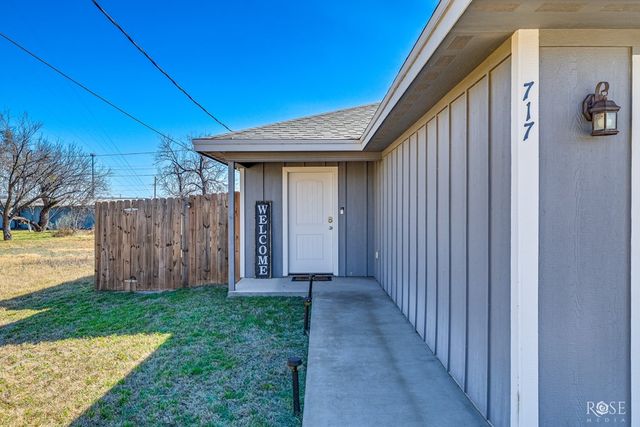 717 W 15th Street, San Angelo, TX 76903