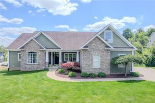 2026 Stone Bridge Ct, Manor, PA 15636
