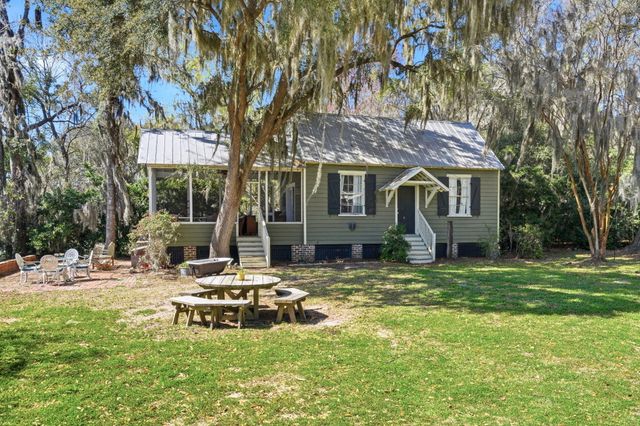 4637 Hagan Road, Hollywood, SC 29449