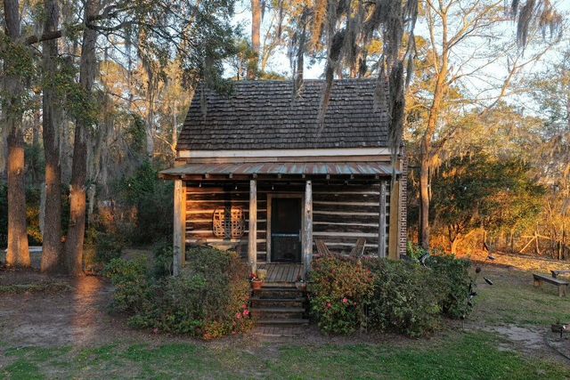 4637 Hagan Road, Hollywood, SC 29449