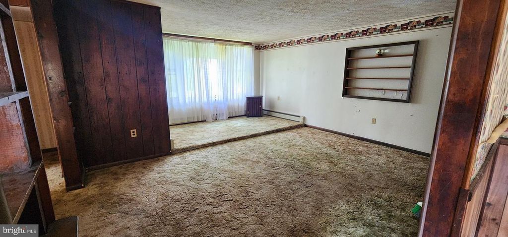 Image 11 of property listing at 9 CLEAR SPRING RD, Dillsburg, PA 17019