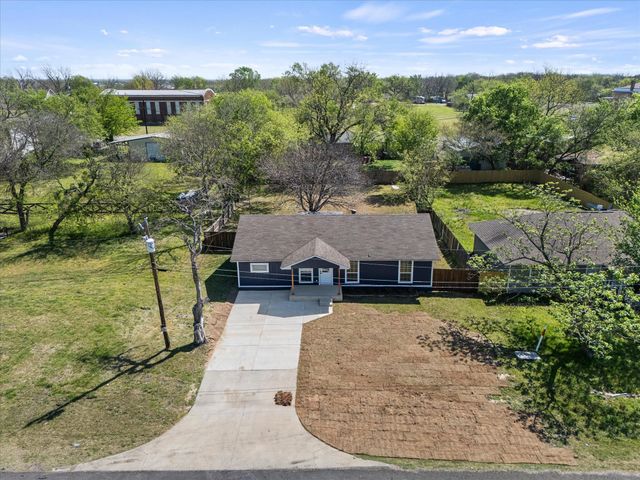 110 S Fm 1138, Nevada, TX 75173