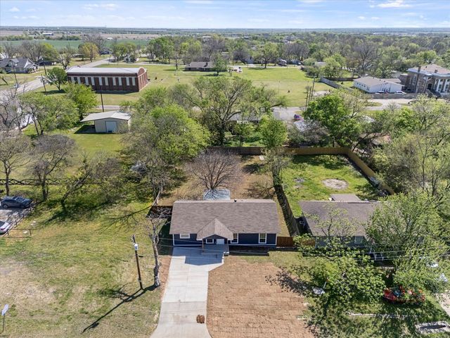 110 S Fm 1138, Nevada, TX 75173