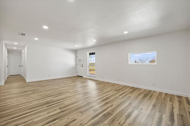 110 S Fm 1138, Nevada, TX 75173