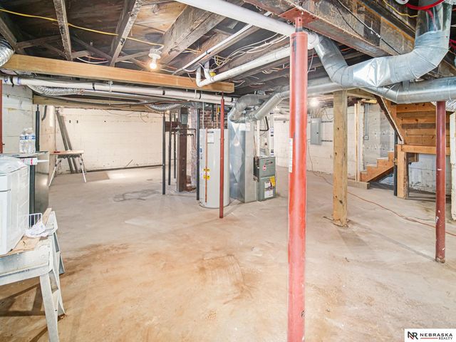 1744 S 25 Street, Lincoln, NE 68502