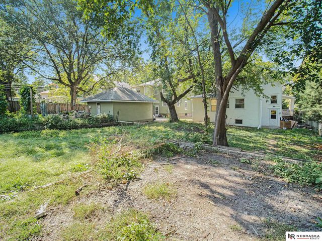 1744 S 25 Street, Lincoln, NE 68502
