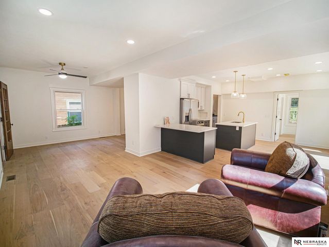 1744 S 25 Street, Lincoln, NE 68502