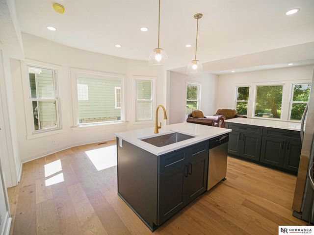 1744 S 25 Street, Lincoln, NE 68502