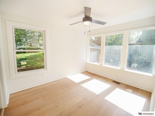 1744 S 25 Street, Lincoln, NE 68502