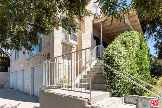 200 N Reno Street, Los Angeles, CA 90026