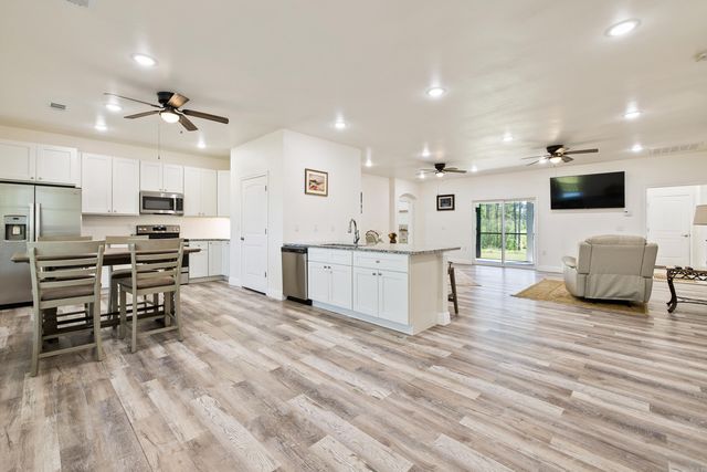12655 Mars Hill Road, Bauxite, AR 72011