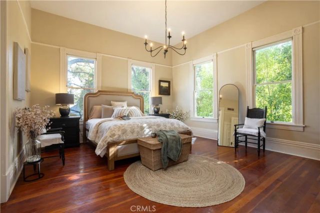 250 N Primrose Avenue, Monrovia, CA 91016