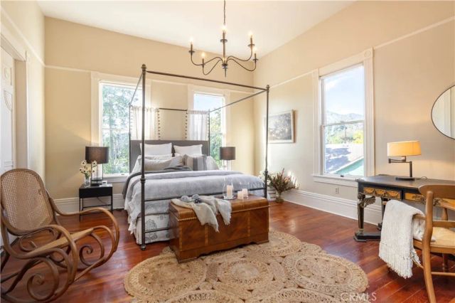250 N Primrose Avenue, Monrovia, CA 91016