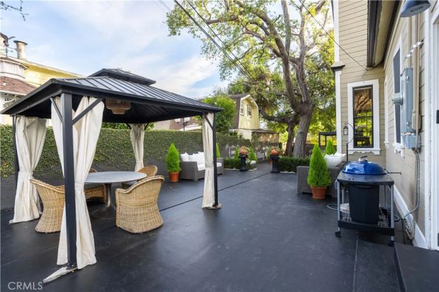 250 N Primrose Avenue, Monrovia, CA 91016