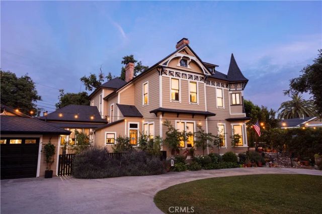 250 N Primrose Avenue, Monrovia, CA 91016