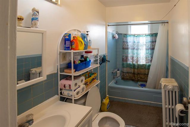 3273 Yemans Street, Hamtramck, MI 48212