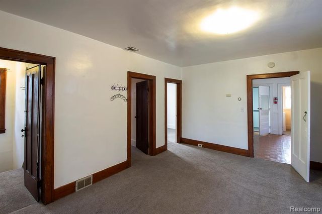 3273 Yemans Street, Hamtramck, MI 48212