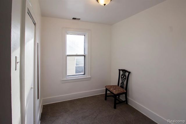 3273 Yemans Street, Hamtramck, MI 48212