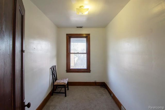 3273 Yemans Street, Hamtramck, MI 48212