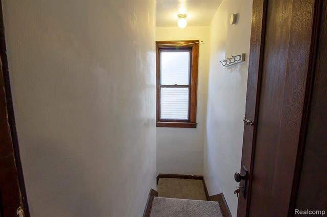 3273 Yemans Street, Hamtramck, MI 48212