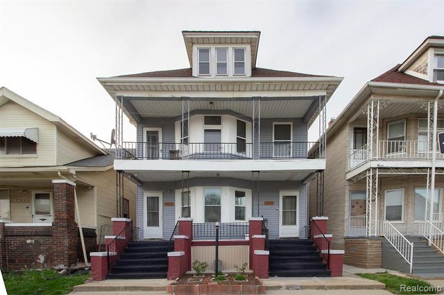3273 Yemans Street, Hamtramck, MI 48212