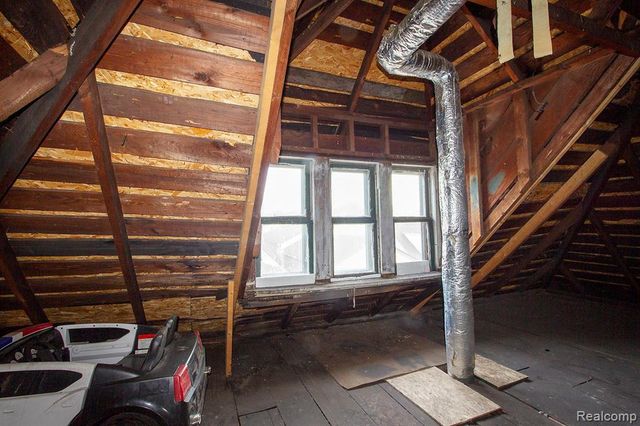 3273 Yemans Street, Hamtramck, MI 48212