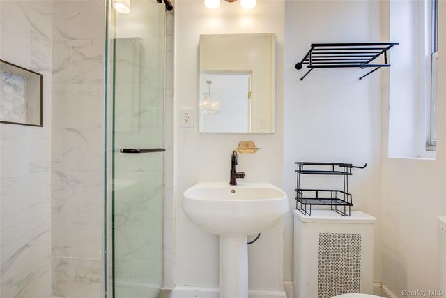 76-35 113th Street 6F, Forest Hills, NY 11375