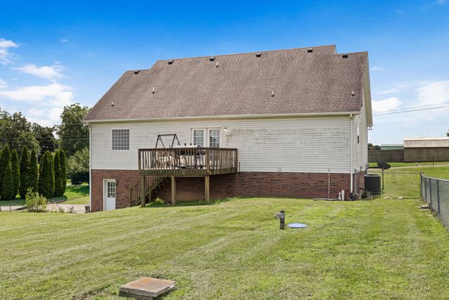 1358 Jason Cir, Ashland City, TN 37015
