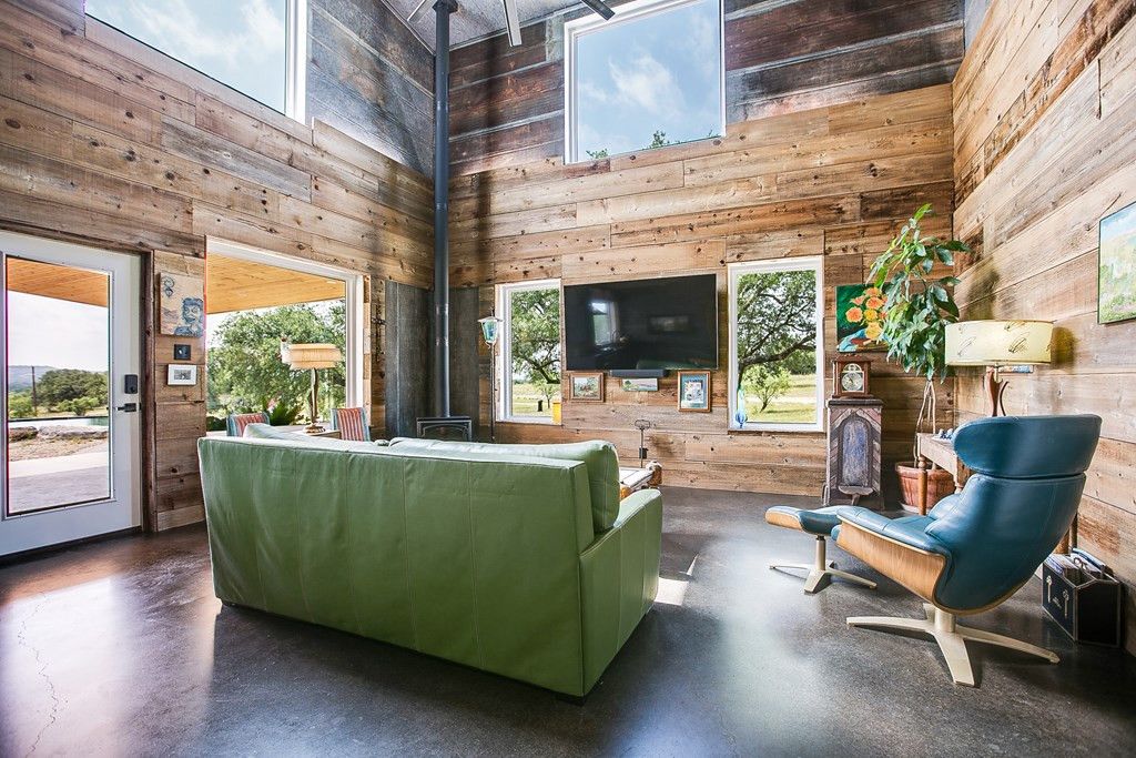 Image 4 of property listing at 19621 Bluff Road, Christoval, TX 76935