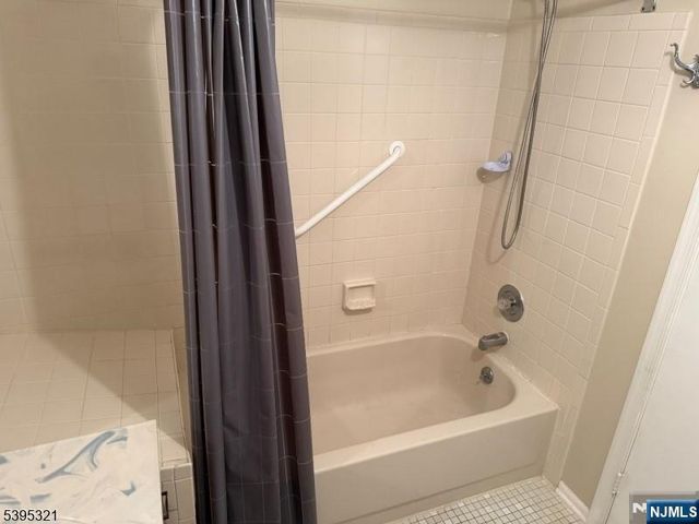 75 Homestead Lane, Lincoln Park Borough, NJ 07035