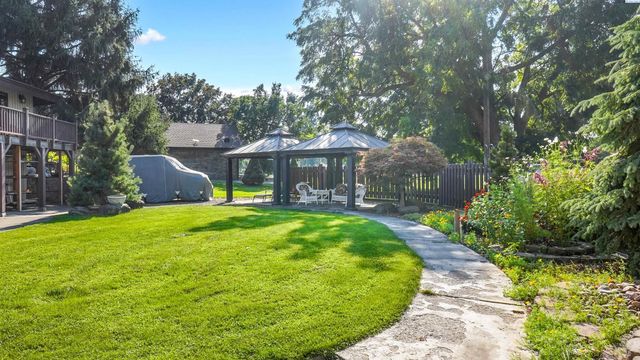 826 S Skylark Way, Othello, WA 99344