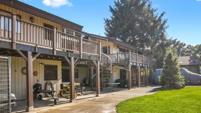 826 S Skylark Way, Othello, WA 99344