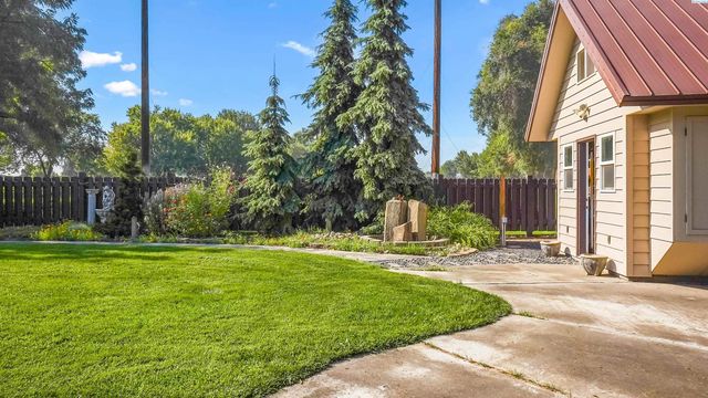 826 S Skylark Way, Othello, WA 99344