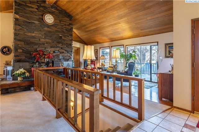 826 S Skylark Way, Othello, WA 99344