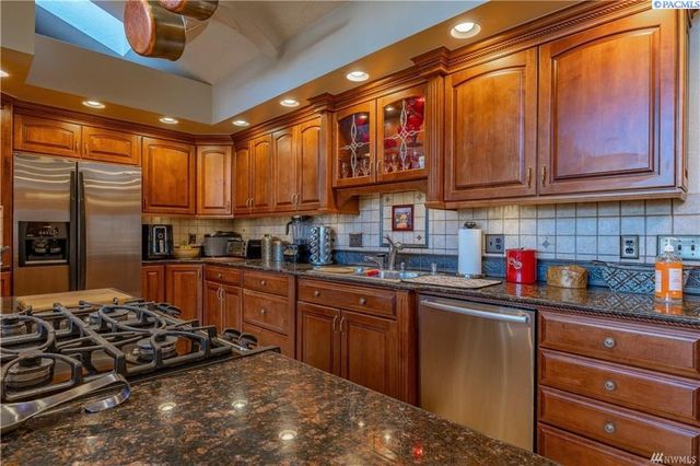 826 S Skylark Way, Othello, WA 99344