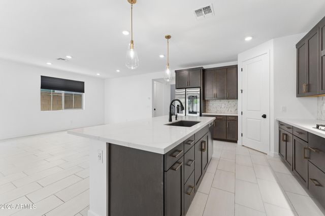 1524 E CAROB Court, Gilbert, AZ 85298