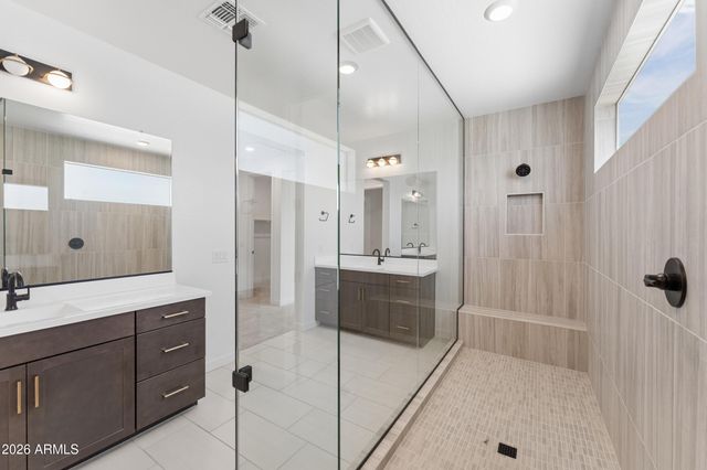 1524 E CAROB Court, Gilbert, AZ 85298