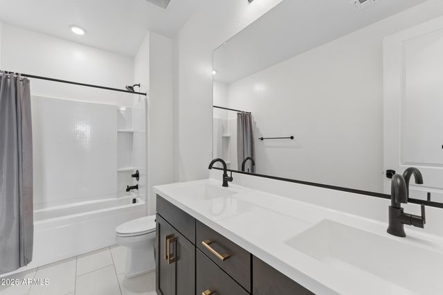 1524 E CAROB Court, Gilbert, AZ 85298