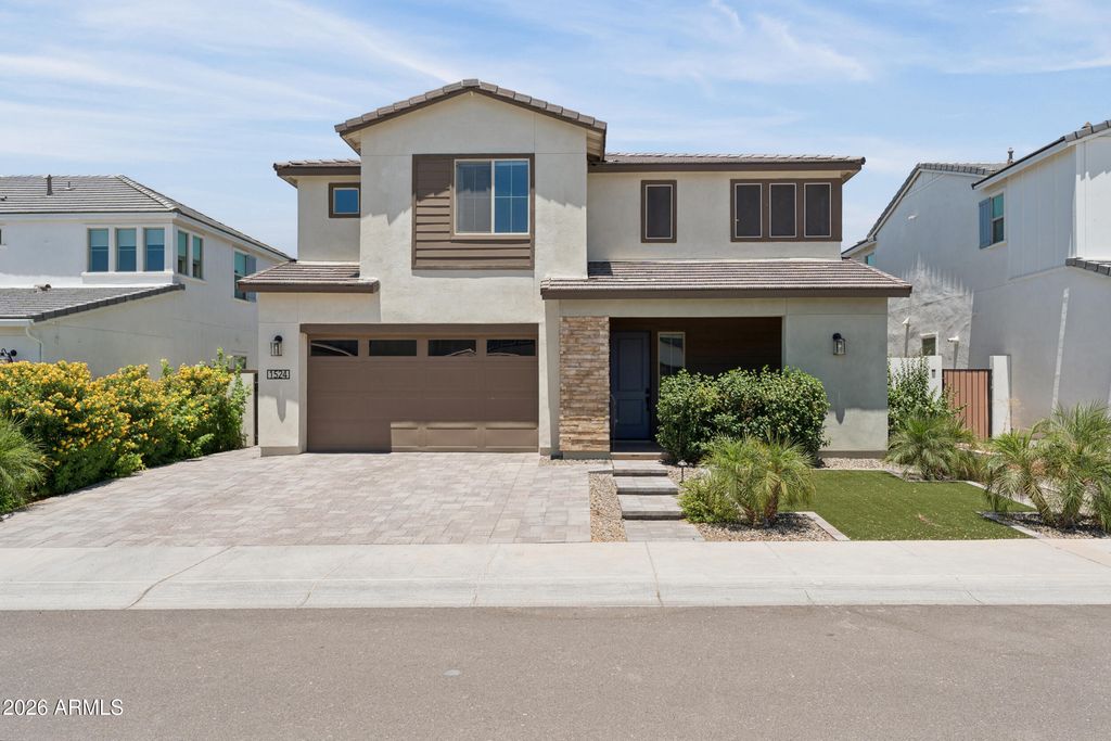 1524 E CAROB Court, Gilbert, AZ 85298