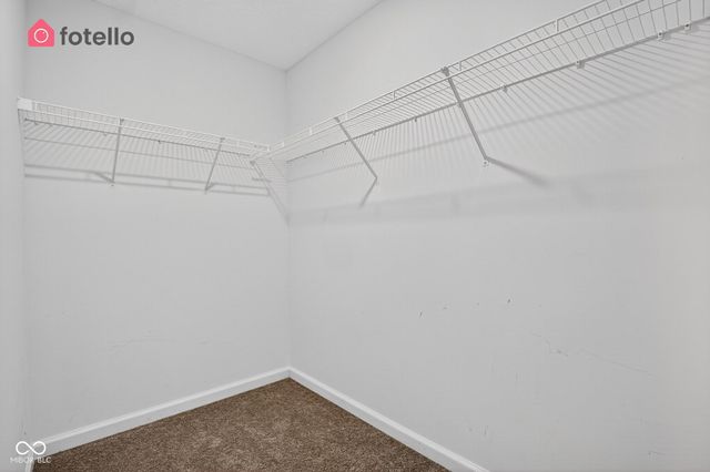 6069 N Cedarwood Drive, Mccordsville, IN 46055