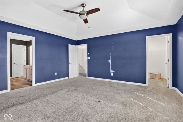 6069 N Cedarwood Drive, Mccordsville, IN 46055