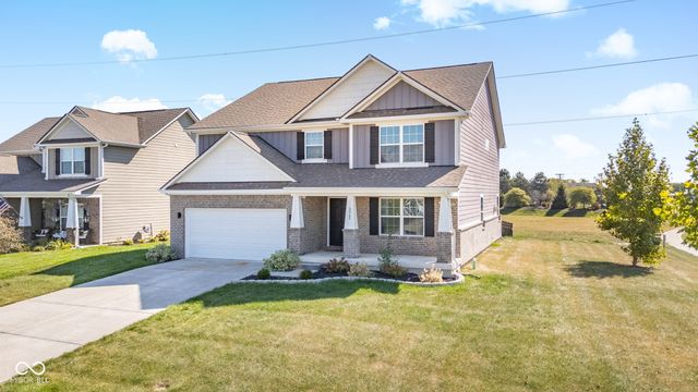 6069 N Cedarwood Drive, Mccordsville, IN 46055
