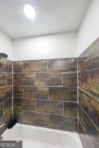 400 Winding River Drive E, Atlanta, GA 30350