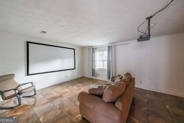 400 Winding River Drive E, Atlanta, GA 30350