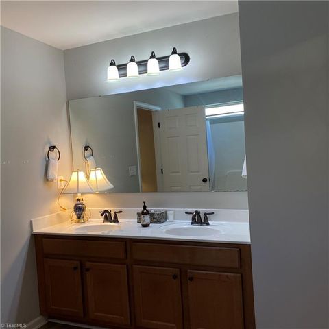 4556 Westhill Place, Kernersville, NC 27284