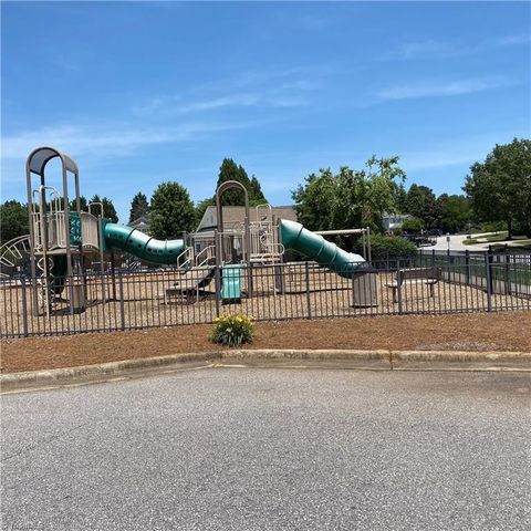 4556 Westhill Place, Kernersville, NC 27284