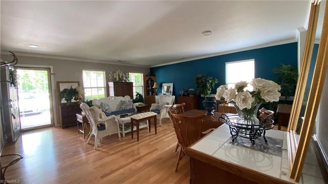 4556 Westhill Place, Kernersville, NC 27284