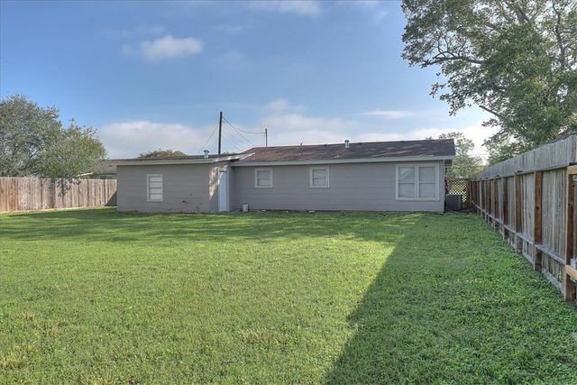10921 Shady Lane, Corpus Christi, TX 78410