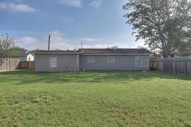 10921 Shady Lane, Corpus Christi, TX 78410