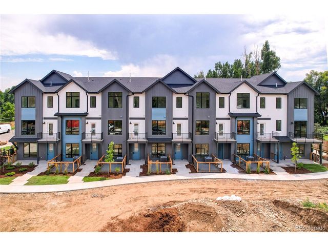 5053 Cody St B, Arvada, CO 80002